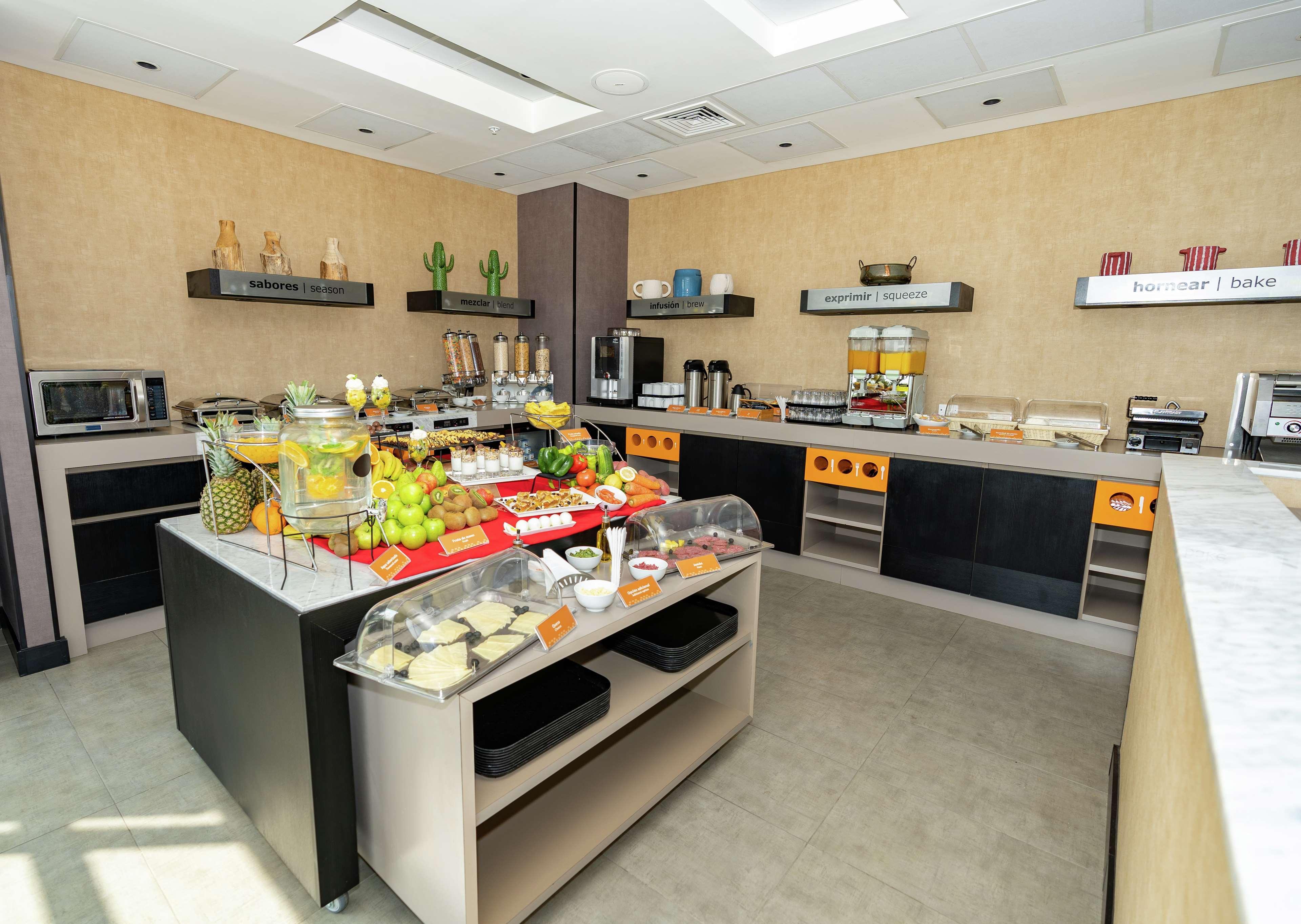 Hampton By Hilton Antofagasta Hotel Екстериор снимка