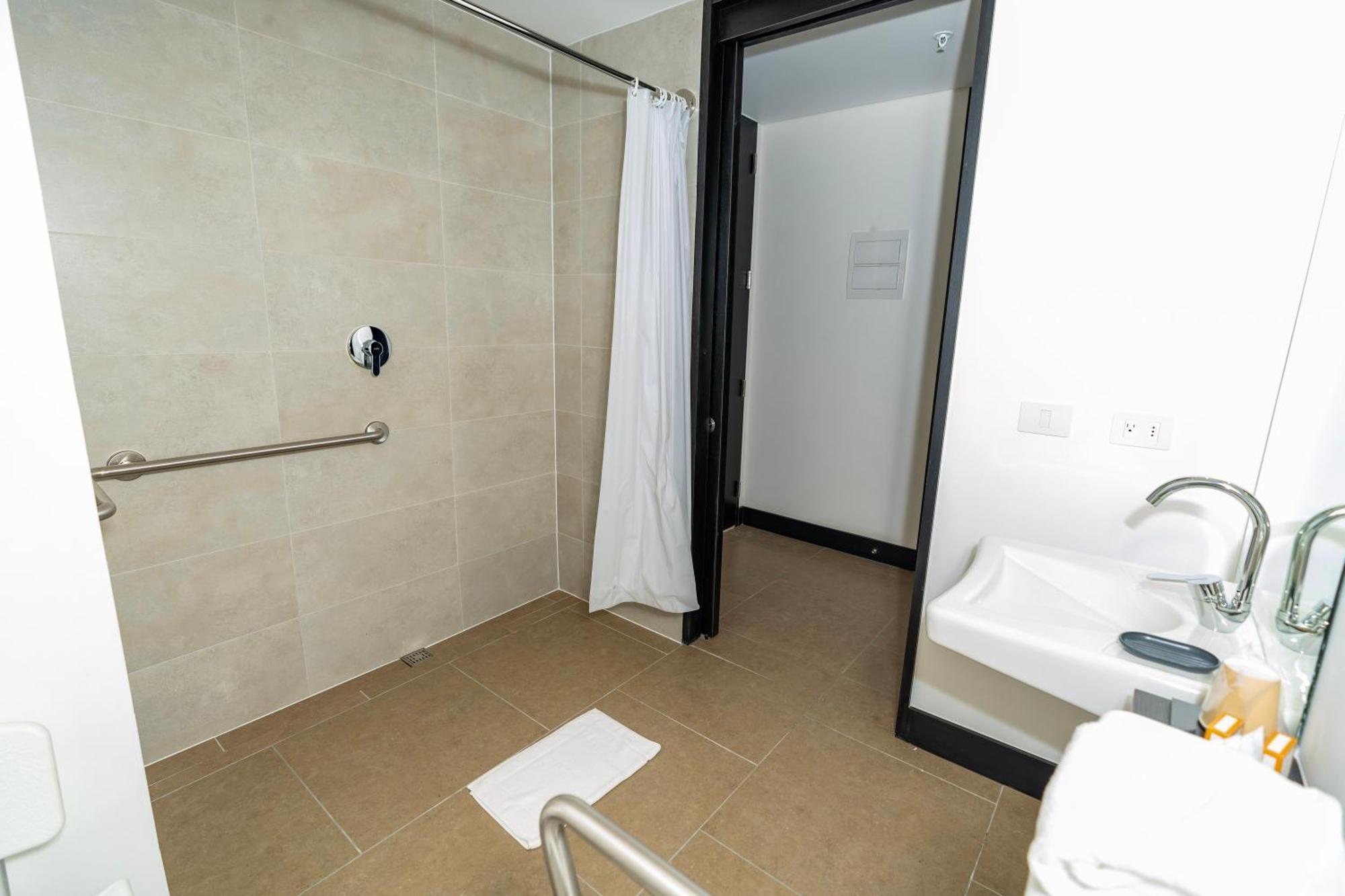 Hampton By Hilton Antofagasta Hotel Екстериор снимка
