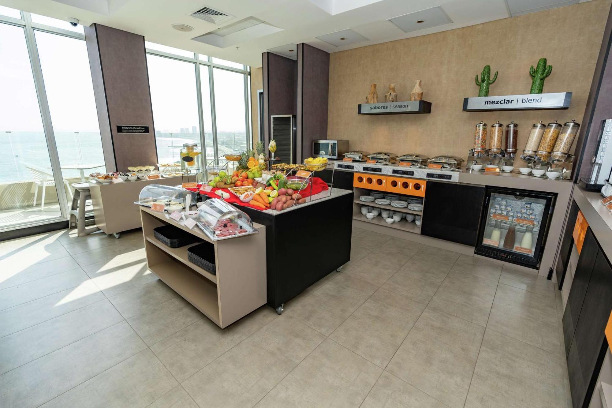 Hampton By Hilton Antofagasta Hotel Екстериор снимка